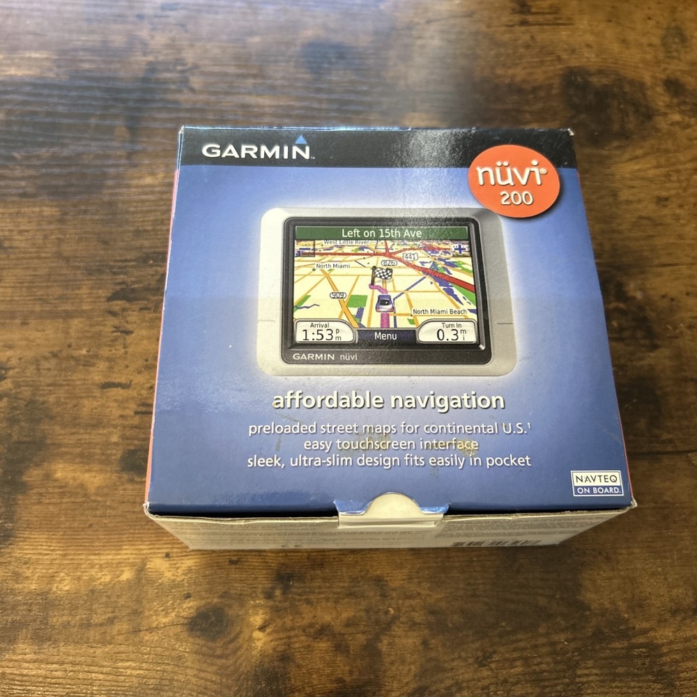 Garmin‎ Nuvi 200w 4.3 Inch Touchscreen GPS Complete in Box